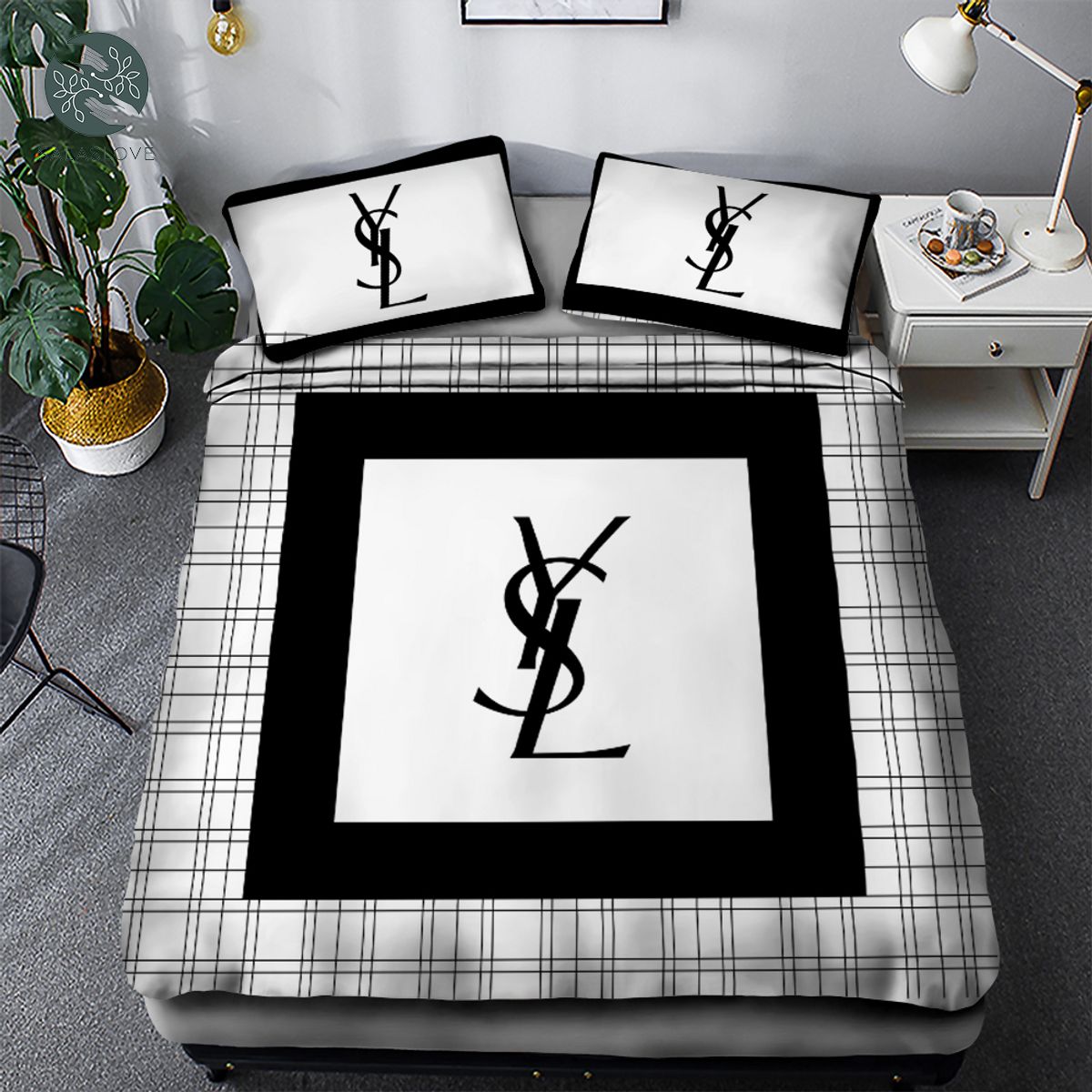 Yves Saint Laurent YSL Black And White Bedding Set