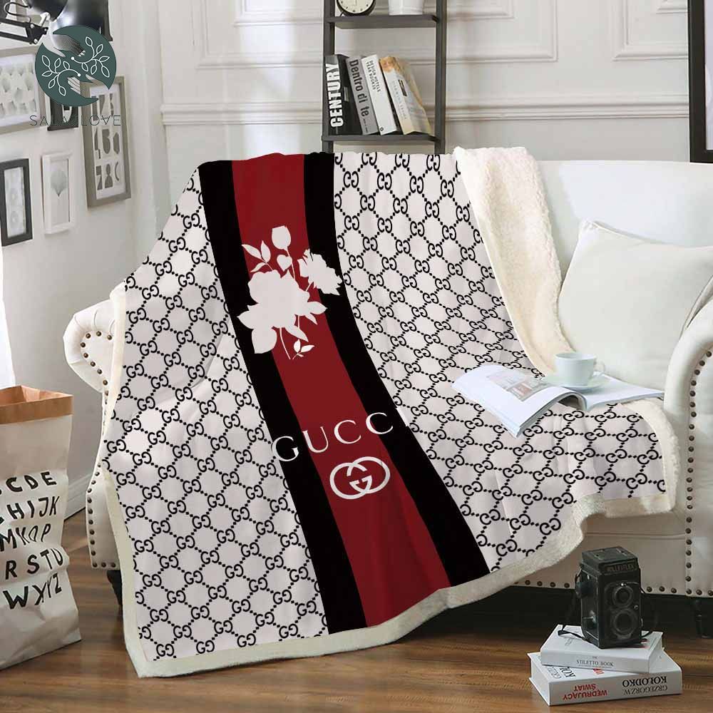 Gucci Luxury Bedroom Blanket For Fan



